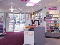 Amenagement interieur pharmacie saint bruno 3